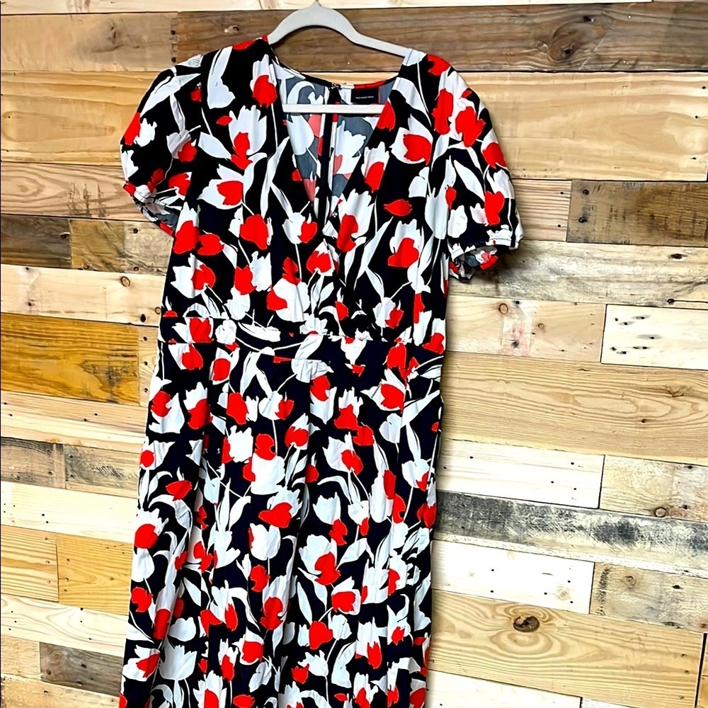 Who What Wear Size XXL Floral Red and Black Wrap Snap Closure Long Maxi Dress